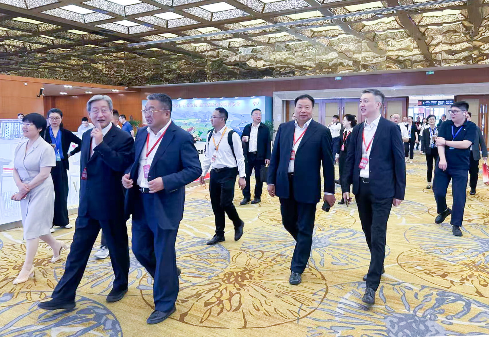 創(chuàng)新引領(lǐng)、科技強(qiáng)機(jī)——神開(kāi)參加第四屆石油石化裝備產(chǎn)業(yè)科技大會(huì)暨科技創(chuàng)新成果展覽會(huì)(圖5)